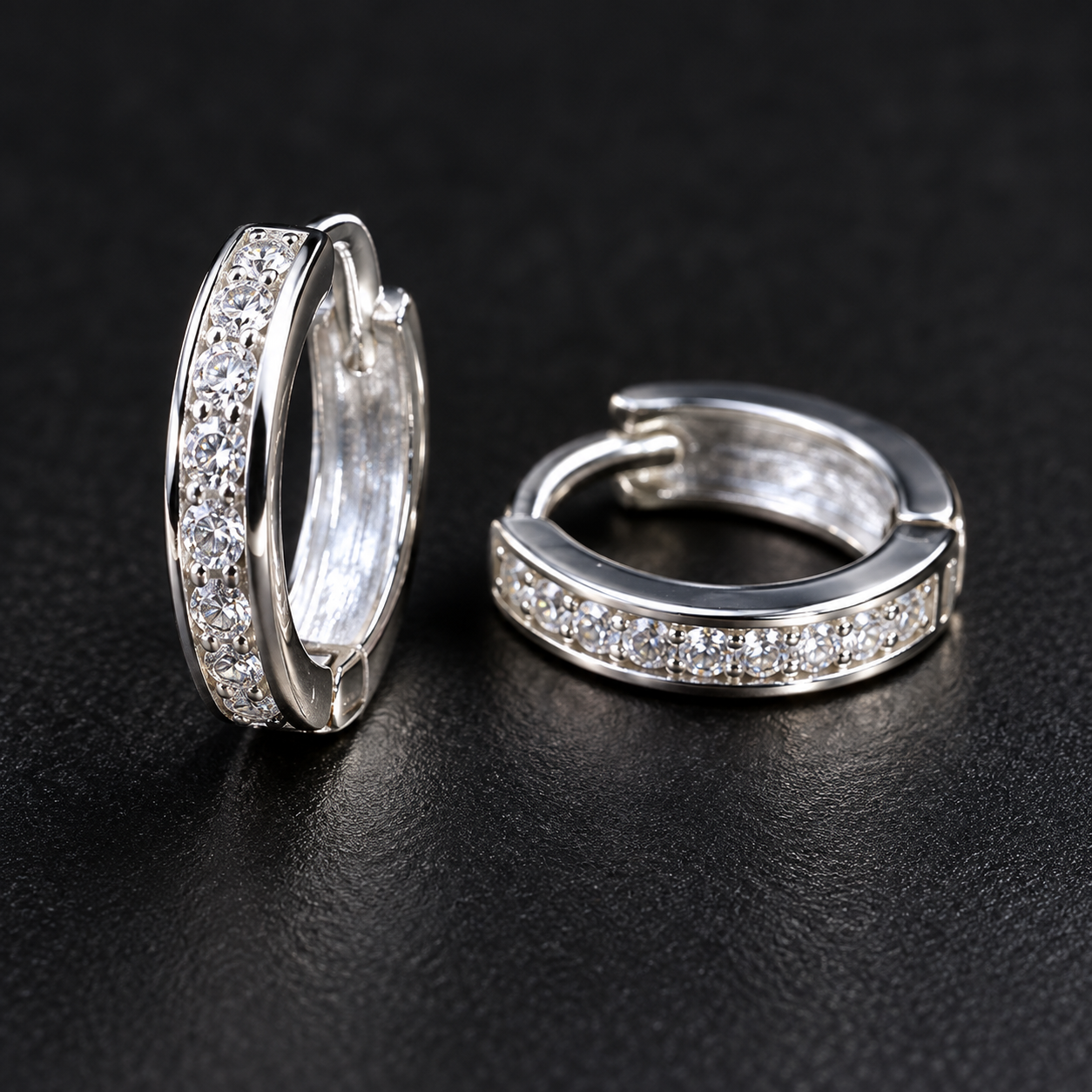 Bông Tai Bạc Nam Khoen Đá Chạy Viền – Diamond Line - Ảnh 6