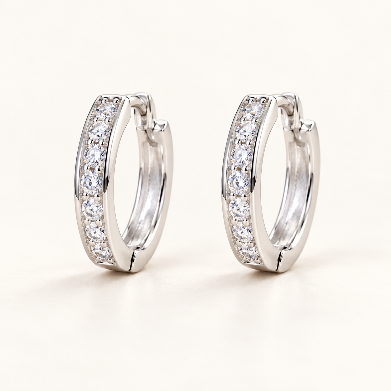 Bông Tai Bạc Nam Khoen Đá Chạy Viền – Diamond Line - Ảnh 7